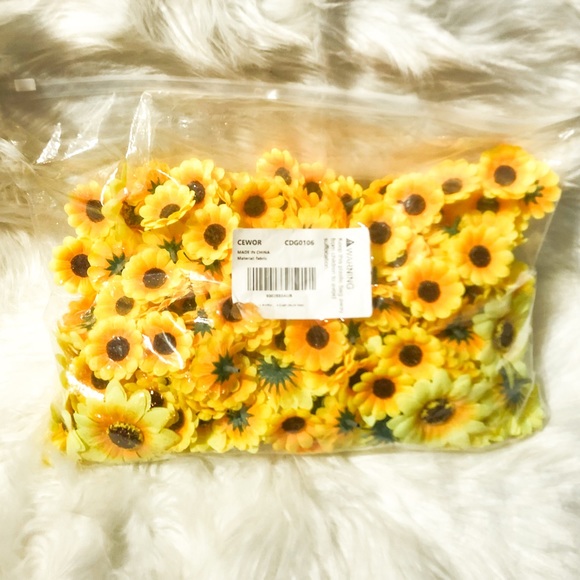 225 Artificial Sunflower Heads🌻 - Picture 2 of 5